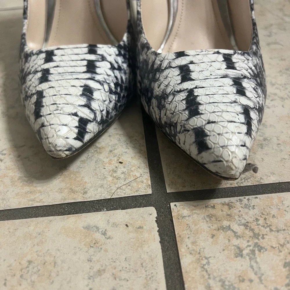 Coach Orchard Black and White Snake Print Wedge Leather Pumps, size 9